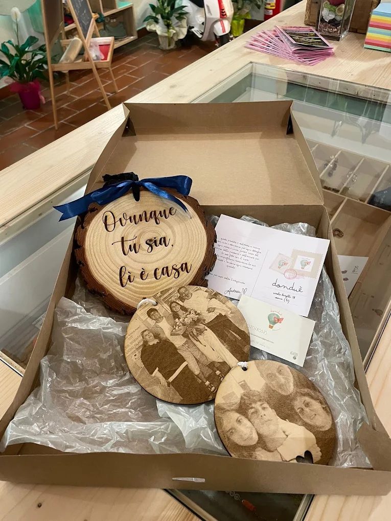 Creazioni artigianali Dondué nel pacco regalo