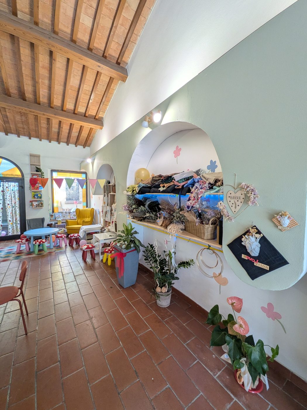 Negozio Dondué — area bimbi